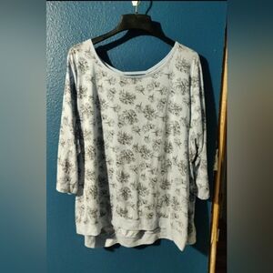 Jaclyn Smith Floral Open Back Shirt